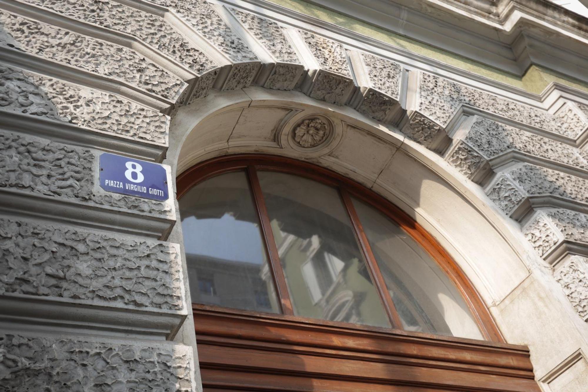 Residence Piazza Giotti 8 Trieste Exterior photo